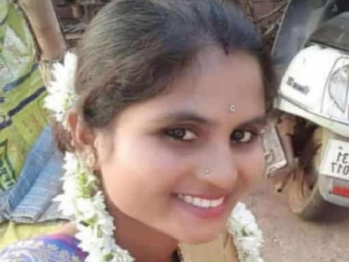 A woman from Gadchiroli, who was seriously injured in a tiger attack, died in Nagpur today. | वाघाच्या हल्ल्यात गंभीर जखमी झालेल्या गडचिरोलीमधील महिलेचा आज नागपूरात मृत्यू झाला.