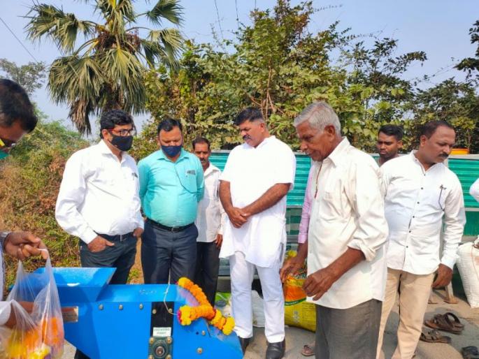 Shivkar Gram Panchayat to prepare organic manure from waste | शिवकर ग्रामपंचायत तयार करणार कचऱ्यापासुन सेंद्रिय खत; प्रकल्प राबविणारी जिल्ह्यातील पहिली ग्रामपंचायत Shivkar Gram Panchayat to prepare organic manure from waste | शिवकर ग्रामपंचायत तयार करणार कचऱ्यापासुन सेंद्रिय खत; प्रकल्प राबविणारी जिल्ह्यातील पहिली ग्रामपंचायत