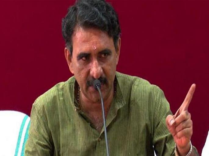 Those who threaten innocent Hindus will have to go to Pakistan - B. Gopalakrishnan | हिंदूंना धमकावणाऱ्या लोकांना पाकिस्तानात पाठवलं जाईल- बी. गोपालकृष्णन Those who threaten innocent Hindus will have to go to Pakistan - B. Gopalakrishnan | हिंदूंना धमकावणाऱ्या लोकांना पाकिस्तानात पाठवलं जाईल- बी. गोपालकृष्णन