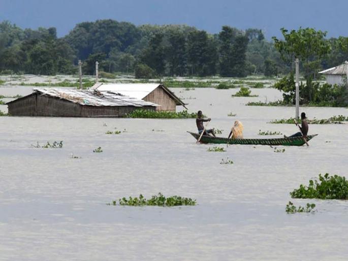 Orgy of rain; 470 victims so far; West Bengal, Assam, Gujarat hit the hardest | पावसाचे तांडव; आतापर्यंत ४७० बळी; पश्चिम बंगाल, आसाम, गुजरातला सर्वाधिक फटका Orgy of rain; 470 victims so far; West Bengal, Assam, Gujarat hit the hardest | पावसाचे तांडव; आतापर्यंत ४७० बळी; पश्चिम बंगाल, आसाम, गुजरातला सर्वाधिक फटका