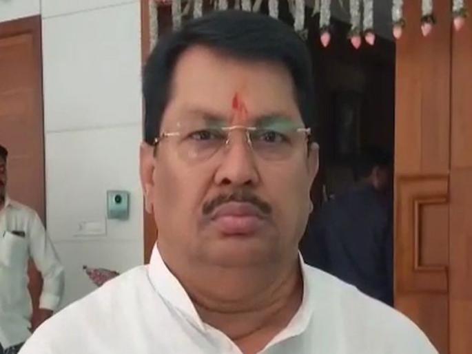 Congress leader Vijay Vadettiwar said that the outcome of the power struggle will be against the ruling party | राज्यातील सत्तासंघर्षाचा निकाल हा सत्ताधाऱ्यांच्या विरोधात लागेल; विजय वडेट्टीवार यांचा दावा Congress leader Vijay Vadettiwar said that the outcome of the power struggle will be against the ruling party | राज्यातील सत्तासंघर्षाचा निकाल हा सत्ताधाऱ्यांच्या विरोधात लागेल; विजय वडेट्टीवार यांचा दावा