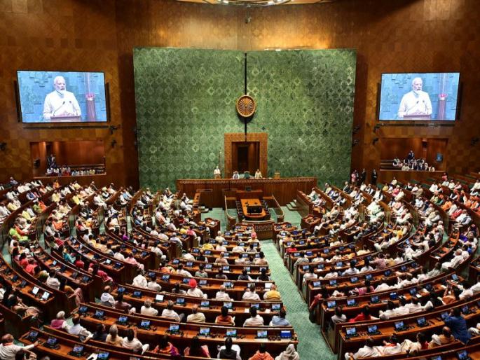 Today ruling and opposition will present their views on the Women's Reservation Bill. | ५० टक्के राज्यांच्या विधानसभेची मंजूरी आवश्यक; महिला आरक्षण विधेयकावर आज दीर्घ चर्चा Today ruling and opposition will present their views on the Women's Reservation Bill. | ५० टक्के राज्यांच्या विधानसभेची मंजूरी आवश्यक; महिला आरक्षण विधेयकावर आज दीर्घ चर्चा