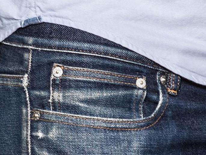 Bought jeans but did not pay shopkeeper in Ulhasnagar was robbed of 32 lakhs | जीन्सचे कापड घेतले पैसेच दिले नाही, उल्हासनगरात दुकानदाराला ३२ लाखांचा गंडा Bought jeans but did not pay shopkeeper in Ulhasnagar was robbed of 32 lakhs | जीन्सचे कापड घेतले पैसेच दिले नाही, उल्हासनगरात दुकानदाराला ३२ लाखांचा गंडा