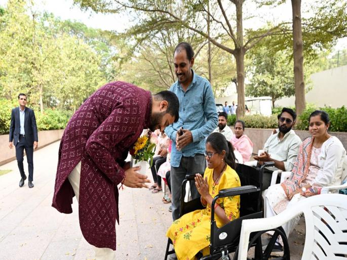 adani group will help every disabled girl with rs 10 lakh for her marriage gautam adanis son jeet and daughter in law diva took the pledge | जीत अदानींची 'मंगल सेवा', दिव्यांग मुलींच्या लग्नासाठी खर्च करण्याचा संकल्प; गौतम अदानी म्हणाले... adani group will help every disabled girl with rs 10 lakh for her marriage gautam adanis son jeet and daughter in law diva took the pledge | जीत अदानींची 'मंगल सेवा', दिव्यांग मुलींच्या लग्नासाठी खर्च करण्याचा संकल्प; गौतम अदानी म्हणाले...