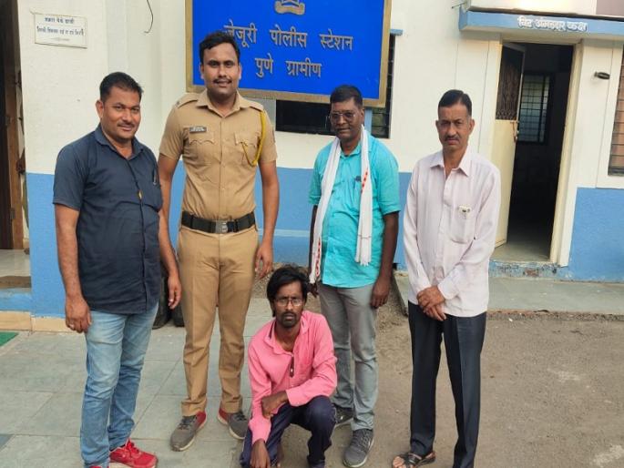 jejuri police theft crime news transgender pune latest news | तृतीय पंथीय वेषांतरात चोऱ्या करणारा भामटा सोलापुरातून जेरबंद jejuri police theft crime news transgender pune latest news | तृतीय पंथीय वेषांतरात चोऱ्या करणारा भामटा सोलापुरातून जेरबंद