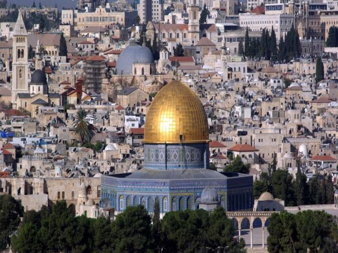 BJP's Christian community assures the free tour of Jerusalem | भाजपाचे ख्रिश्चन समुदायाला जेरुसलेमच्या मोफत दौऱ्याचे आश्वासन BJP's Christian community assures the free tour of Jerusalem | भाजपाचे ख्रिश्चन समुदायाला जेरुसलेमच्या मोफत दौऱ्याचे आश्वासन