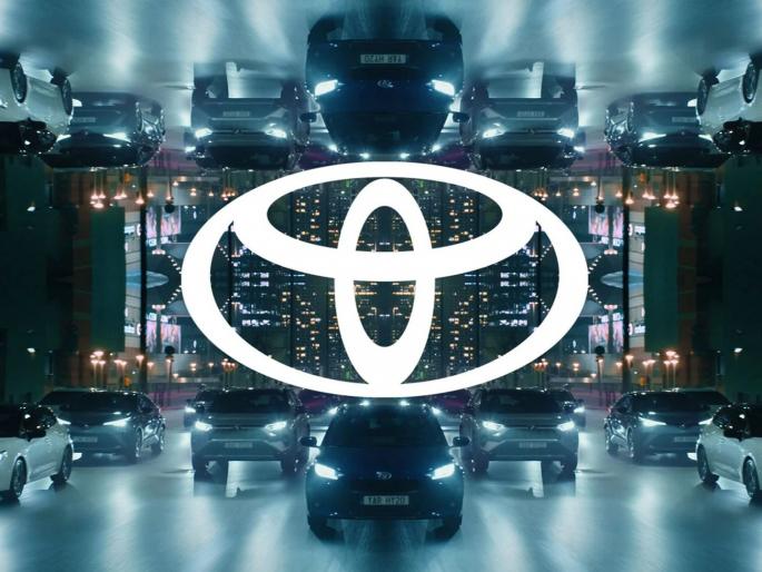 Toyota Closed production of Yaris car; will sell Maruti Ciaz | Toyota चा ग्राहकांना मोठा झटका; बंद केले या जबरदस्त कारचे उत्पादन Toyota Closed production of Yaris car; will sell Maruti Ciaz | Toyota चा ग्राहकांना मोठा झटका; बंद केले या जबरदस्त कारचे उत्पादन