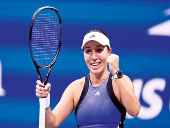 US Open 2024: Pegula shocks Sviatek, Sinner returns Medvedev's challenge | अमेरिकन ओपन २०२४: पेगुलाचा स्वियातेकला धक्का, सिन्नरने मेदवेदेवचे आव्हान परतवले US Open 2024: Pegula shocks Sviatek, Sinner returns Medvedev's challenge | अमेरिकन ओपन २०२४: पेगुलाचा स्वियातेकला धक्का, सिन्नरने मेदवेदेवचे आव्हान परतवले