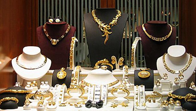 A world class Gems and Jewelery Park to be set up in Navi Mumbai, assurance of cooperation from the Chief Minister | नवी मुंबईत उभे राहणार जागतिक दर्जाचे जेम्स अँड ज्वेलरी पार्क, मुख्यमंत्र्यांकडून सहकार्याचे आश्वासन