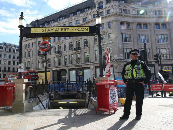 Complete lockdown in Britain from today; | ब्रिटनमध्ये आजपासून संपूर्ण लॉकडाऊन Complete lockdown in Britain from today; | ब्रिटनमध्ये आजपासून संपूर्ण लॉकडाऊन