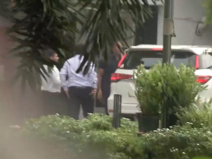 BJP leader Devendra Fadnavis arrives at the residence of party president JP Nadda in Delhi | Maharashtra Political Crisis: देवेंद्र फडणवीस जे.पी. नड्डा यांच्या निवासस्थानी दाखल; दिल्लीत हालचाली वाढल्या! BJP leader Devendra Fadnavis arrives at the residence of party president JP Nadda in Delhi | Maharashtra Political Crisis: देवेंद्र फडणवीस जे.पी. नड्डा यांच्या निवासस्थानी दाखल; दिल्लीत हालचाली वाढल्या!