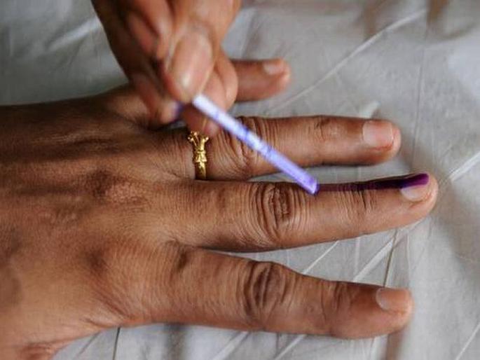 64% voting nagothane city | नागोठणे शहरात ६४ टक्के मतदान 64% voting nagothane city | नागोठणे शहरात ६४ टक्के मतदान