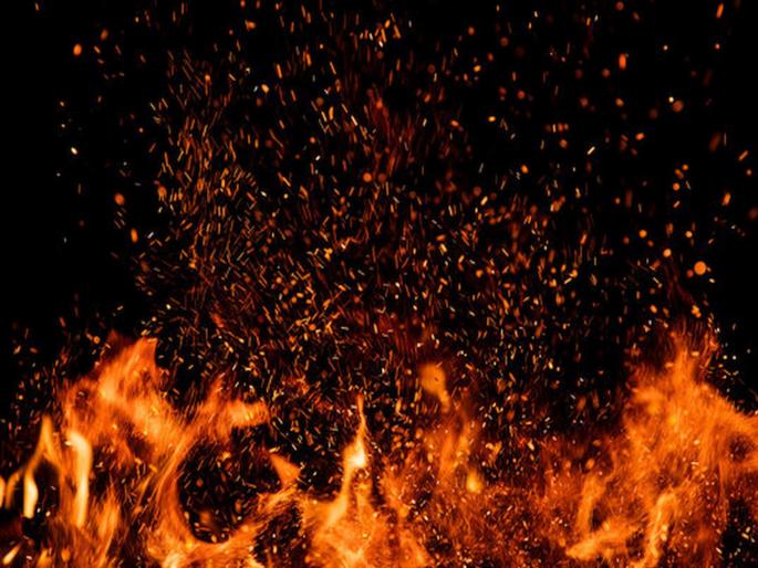 Madanpura building fire no casualties, documents, materials missing | मदनपुरा इमारतीमध्ये आग जीवितहानी नाही, कागदपत्रे, साहित्य खाक Madanpura building fire no casualties, documents, materials missing | मदनपुरा इमारतीमध्ये आग जीवितहानी नाही, कागदपत्रे, साहित्य खाक