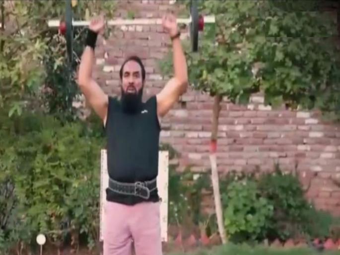 Mastermind of 26/11 Mumbai attacks Zaki-ur-Rehman Lakhvi roams freely in Pakistan; Pakistan is misleading the world | मुंबईतील २६/११ हल्ल्याचा मास्टरमाईंड बिनधास्त फिरतोय; पाकिस्तान जगाची दिशाभूल करतंय Mastermind of 26/11 Mumbai attacks Zaki-ur-Rehman Lakhvi roams freely in Pakistan; Pakistan is misleading the world | मुंबईतील २६/११ हल्ल्याचा मास्टरमाईंड बिनधास्त फिरतोय; पाकिस्तान जगाची दिशाभूल करतंय