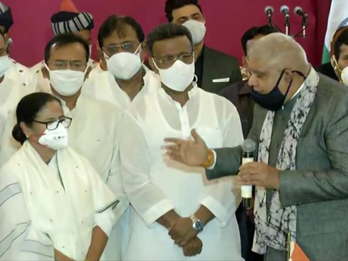 Mamata Banerjee takes oath as the CM, the Governor jagdip dhankar spoke out against the violence | Mamata Banerjee: ममता बॅनर्जींनी मुख्यमंत्री पदाची शपथ घेताच, राज्यपालांनी हिंसेवरून सुनावले Mamata Banerjee takes oath as the CM, the Governor jagdip dhankar spoke out against the violence | Mamata Banerjee: ममता बॅनर्जींनी मुख्यमंत्री पदाची शपथ घेताच, राज्यपालांनी हिंसेवरून सुनावले