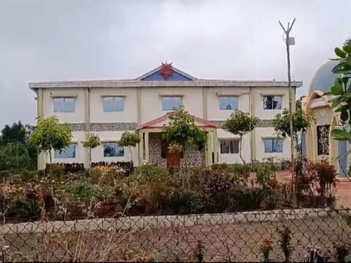 26 girls missing from girls' home; Excitement in the area, police filed an FIR | बालिकागृहातून २६ मुली बेपत्ता; परिसरात खळबळ, पोलिसांनी एफआयआर केला दाखल 26 girls missing from girls' home; Excitement in the area, police filed an FIR | बालिकागृहातून २६ मुली बेपत्ता; परिसरात खळबळ, पोलिसांनी एफआयआर केला दाखल