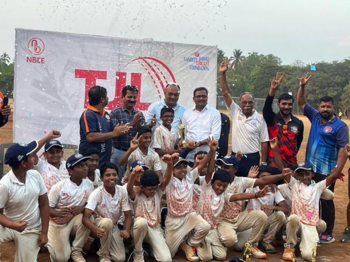 Title to Sporting Club Committee; Defeated by 10 wickets | स्पोर्टींग क्लब कमिटीला विजेतेपद; १० विकेट्सनी केला पराभव Title to Sporting Club Committee; Defeated by 10 wickets | स्पोर्टींग क्लब कमिटीला विजेतेपद; १० विकेट्सनी केला पराभव