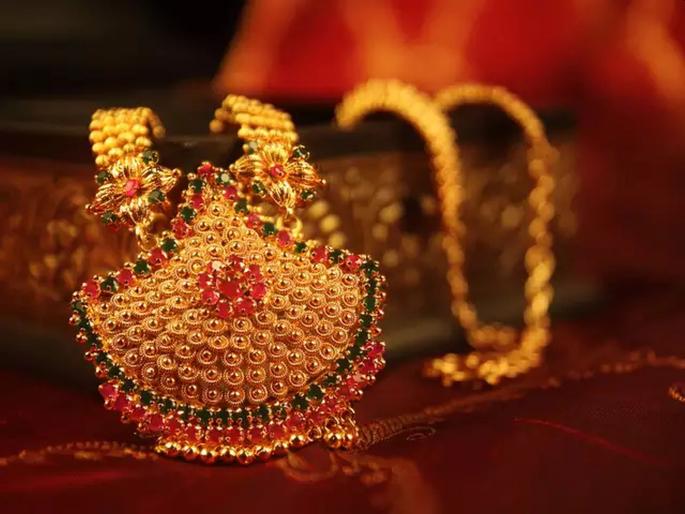 gold jwellery sale will increase in Diwali after Corona Pandemic hit | Gold Rate in Diwali: कमी दर, लग्नसराईमुळे दिवाळीत सोने चमकणार