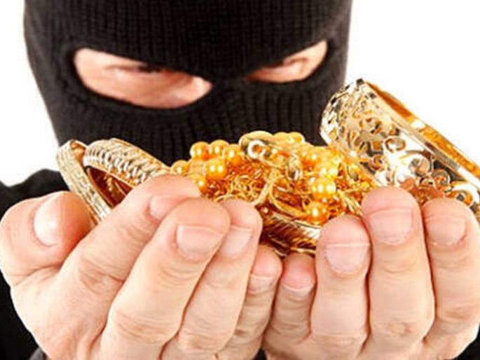 Daryapur's theft worth Rs 4.44 lakh, crime against unknown | दर्यापूरची ‘ती’ चोरी ४.४४ लाखांची, अज्ञाताविरूद्ध गुन्हा; सुगावा लागेना, तपासाचा दावा Daryapur's theft worth Rs 4.44 lakh, crime against unknown | दर्यापूरची ‘ती’ चोरी ४.४४ लाखांची, अज्ञाताविरूद्ध गुन्हा; सुगावा लागेना, तपासाचा दावा