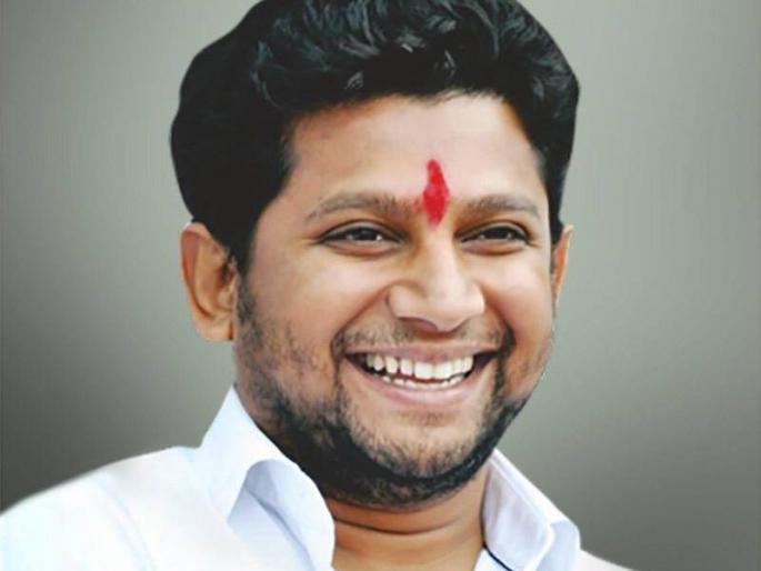 BJP declare 16 candidate of lok sabha for maharashtra, 2 present MP cut from list, sunil gaikwad and dilip gandhi | भाजपाकडून सुजय विखेंचा 'जय', 'या' दोन विद्यमान खासदारांचा पत्ता कट BJP declare 16 candidate of lok sabha for maharashtra, 2 present MP cut from list, sunil gaikwad and dilip gandhi | भाजपाकडून सुजय विखेंचा 'जय', 'या' दोन विद्यमान खासदारांचा पत्ता कट