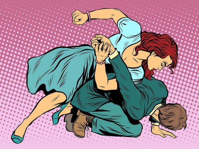 Judo Champion woman player hit a single kick; Husband's leg broken | ज्युडो चॅम्पियन महिलेने एकच किक मारली; पतीचे हाडच मोडले