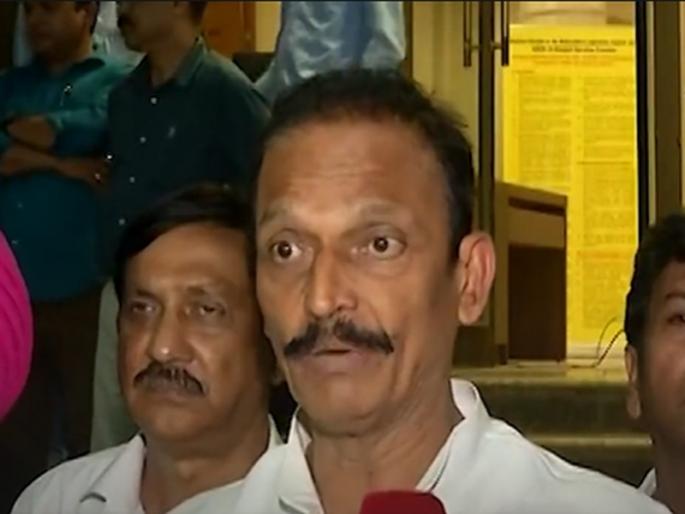 After the defeat of Congress leader Chandrakant Handore, the winning Congress candidate Bhai Jagtap has expressed his displeasure. | चंद्रकांत हंडोरेंचा धक्कादायक पराभव; काहींनी गद्दारी केलीय, सत्य बाहेर येईल- भाई जगताप After the defeat of Congress leader Chandrakant Handore, the winning Congress candidate Bhai Jagtap has expressed his displeasure. | चंद्रकांत हंडोरेंचा धक्कादायक पराभव; काहींनी गद्दारी केलीय, सत्य बाहेर येईल- भाई जगताप