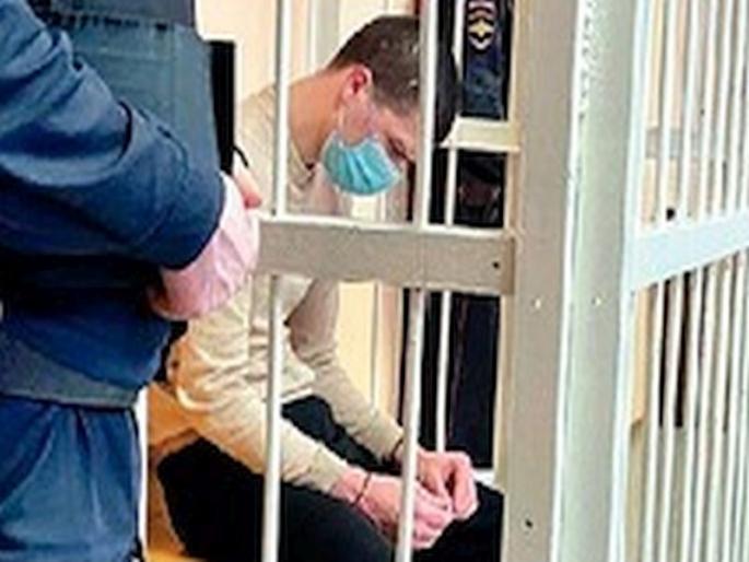 Rapist-murderers became 'patriots', In Russia | रशियात बलात्कारी-खुनी बनलेत ‘देशप्रेमी’! Rapist-murderers became 'patriots', In Russia | रशियात बलात्कारी-खुनी बनलेत ‘देशप्रेमी’!