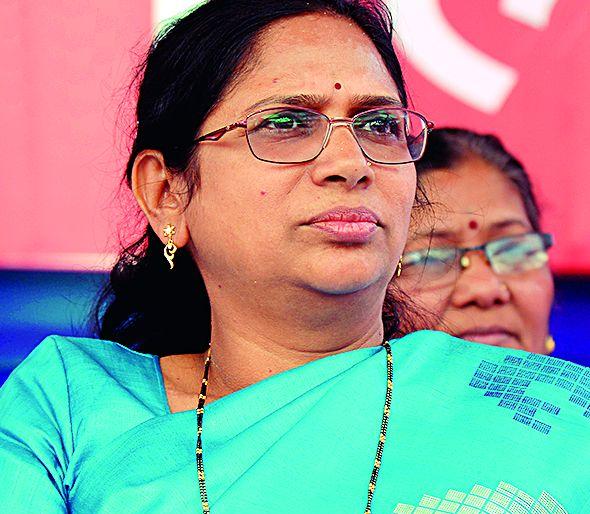 The problem will be solved by the youths 'Innovation' | युवकांच्या ‘इनोव्हेशन’ मधून समस्या सुटतील The problem will be solved by the youths 'Innovation' | युवकांच्या ‘इनोव्हेशन’ मधून समस्या सुटतील