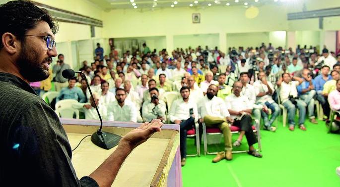 Modi should not even think of Dalit votes | मोदींनी आता दलित मतांचा विचारही करू नये Modi should not even think of Dalit votes | मोदींनी आता दलित मतांचा विचारही करू नये