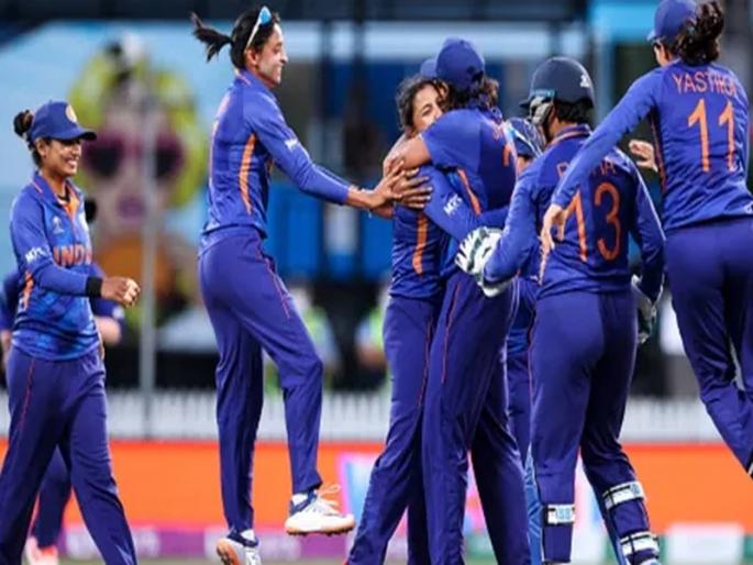 Smriti Mandhana, Harmanpreet Kaur century hit; Reached the top spot in the ODI World Cup | स्मृती, हरमनप्रीतचा शतकी दणका; वनडे विश्वचषकात गाठले अव्वल स्थान
