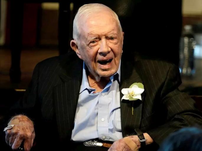 US President built 100 houses in Maharashtra; Carter won Nobel for peace in the Gulf | नोबेल विजेत्या US अध्यक्षाने महाराष्ट्रात बांधली होती १०० घरे; भारताकडून हवी होती अणुचाचणी बंदी करारावर स्वाक्षरी