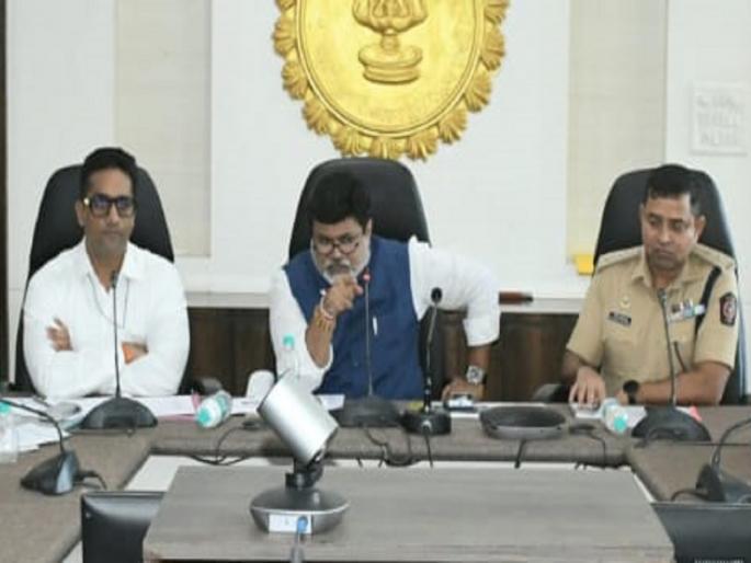 Locals want employment, retain contract workers; Minister Uday Samant to Jindal Company | स्थानिकांना रोजगार हवा, कंत्राटी कामगारांना कायम करा; मंत्री उदय सामंतांची जिंदल कंपनीला तंबी Locals want employment, retain contract workers; Minister Uday Samant to Jindal Company | स्थानिकांना रोजगार हवा, कंत्राटी कामगारांना कायम करा; मंत्री उदय सामंतांची जिंदल कंपनीला तंबी