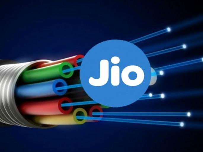 Jio GigaFiber Plan: jio gigafiber triple play plan offers jio home tv jio gigafiber | Jio GigaFiber Plan: जिओ गिगाफायबरकडून 'ट्रिपल प्ले'ची टेस्टिंग सुरू, मिळणार जबरदस्त सुविधा