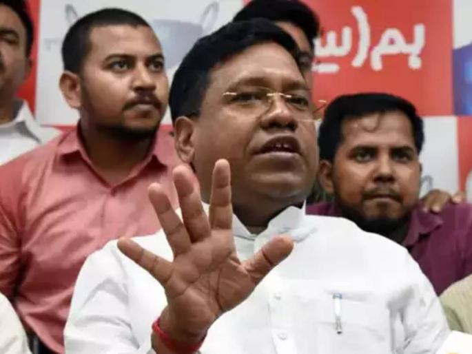 Jitan Ram Manjhi's son resigns from the post of minister, a blow to the Grand Alliance in Bihar | जितन राम मांझींच्या पुत्राने दिला मंत्रिपदाचा राजीनामा, बिहारमध्ये महागठबंधनला धक्का Jitan Ram Manjhi's son resigns from the post of minister, a blow to the Grand Alliance in Bihar | जितन राम मांझींच्या पुत्राने दिला मंत्रिपदाचा राजीनामा, बिहारमध्ये महागठबंधनला धक्का