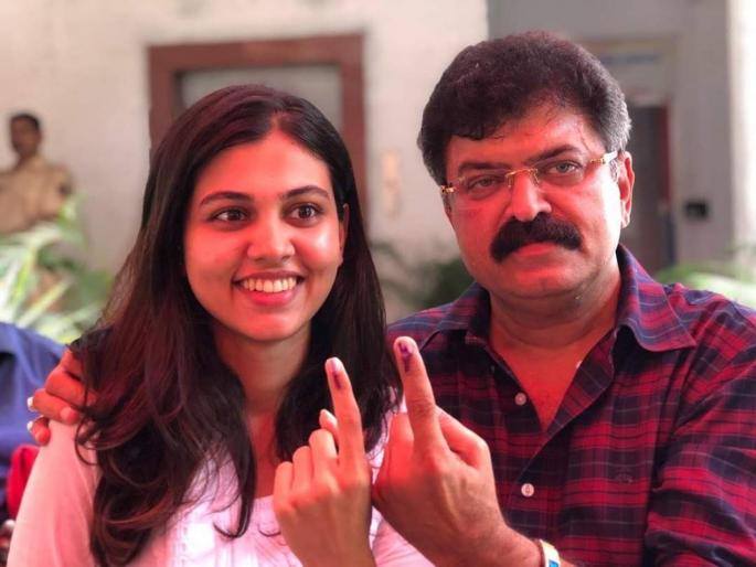 After Sharad Pawar Jitendra Awhad reaction on CM uddhav Thackeray brother in law Shridhar Patankar ED Raids at Thane Rashmi Thackeray | Jitendra Awhad on Shridhar Patankar ED Raids: "माझ्या मुलीला आता मी महाराष्ट्रात ठेवणार नाही.."; मुख्यमंत्री Uddhav Thackeray यांच्या मेहुण्यावरील ED कारवाईनंतर जितेंद्र आव्हाडांचं मोठं विधान After Sharad Pawar Jitendra Awhad reaction on CM uddhav Thackeray brother in law Shridhar Patankar ED Raids at Thane Rashmi Thackeray | Jitendra Awhad on Shridhar Patankar ED Raids: "माझ्या मुलीला आता मी महाराष्ट्रात ठेवणार नाही.."; मुख्यमंत्री Uddhav Thackeray यांच्या मेहुण्यावरील ED कारवाईनंतर जितेंद्र आव्हाडांचं मोठं विधान