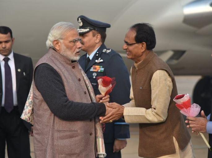 BJP nominates veteran leaders on lost seats in Madhya Pradesh | मध्य प्रदेशात गमावलेल्या जागांवर दिग्गज नेत्यांना भाजपाकडून उमेदवारी BJP nominates veteran leaders on lost seats in Madhya Pradesh | मध्य प्रदेशात गमावलेल्या जागांवर दिग्गज नेत्यांना भाजपाकडून उमेदवारी