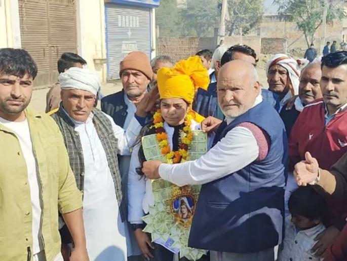 rewari auto drive daughter becomes lieutenant nda qualified haryana | रिक्षा चालकाची मुलगी झाली लेफ्टनंट; वडिलांना आनंदाश्रू, गावकऱ्यांनी केलं जंगी स्वागत rewari auto drive daughter becomes lieutenant nda qualified haryana | रिक्षा चालकाची मुलगी झाली लेफ्टनंट; वडिलांना आनंदाश्रू, गावकऱ्यांनी केलं जंगी स्वागत