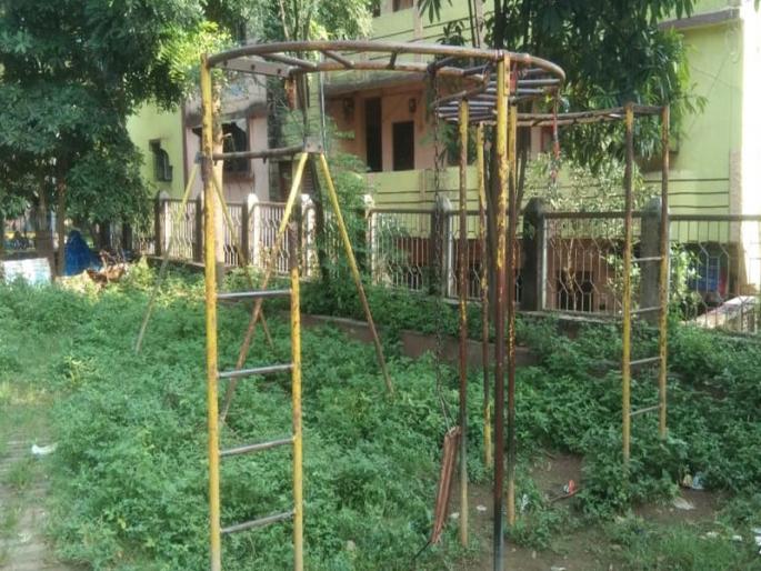 The garden at Mohane was in a state of decline | मोहने येथील उद्यानाची झाली बकाल अवस्थेत The garden at Mohane was in a state of decline | मोहने येथील उद्यानाची झाली बकाल अवस्थेत