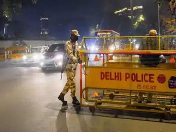 Delhi ready for Independence Day celebrations; More than 10,000 policemen deployed at Red Fort | स्वातंत्र्यदिनाच्या सोहळ्यासाठी दिल्ली सज्ज; १०,००० हून अधिक पोलिस लाल किल्ल्यावर तैनात Delhi ready for Independence Day celebrations; More than 10,000 policemen deployed at Red Fort | स्वातंत्र्यदिनाच्या सोहळ्यासाठी दिल्ली सज्ज; १०,००० हून अधिक पोलिस लाल किल्ल्यावर तैनात