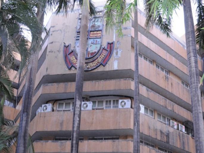 Municipal notices to 200 people who bounced property tax checks | मालमत्ता करचा धनादेश बाऊन्स करणाऱ्या २०० जणांना पालिकेच्या नोटिसा Municipal notices to 200 people who bounced property tax checks | मालमत्ता करचा धनादेश बाऊन्स करणाऱ्या २०० जणांना पालिकेच्या नोटिसा