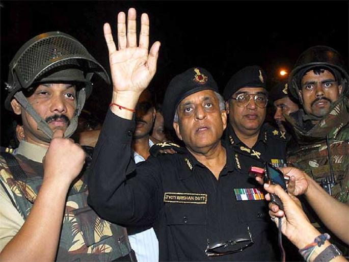 Due to Corona, former NSG chief J. K Datta Died He fought the terrorists during 26/11 Mumbai Attack | २६/११ हल्ल्यात दहशतवाद्यांशी निडरपणे लढले; कोरोनामुळे माजी NSG प्रमुख जे. के दत्तांना मृत्यूने गाठले Due to Corona, former NSG chief J. K Datta Died He fought the terrorists during 26/11 Mumbai Attack | २६/११ हल्ल्यात दहशतवाद्यांशी निडरपणे लढले; कोरोनामुळे माजी NSG प्रमुख जे. के दत्तांना मृत्यूने गाठले
