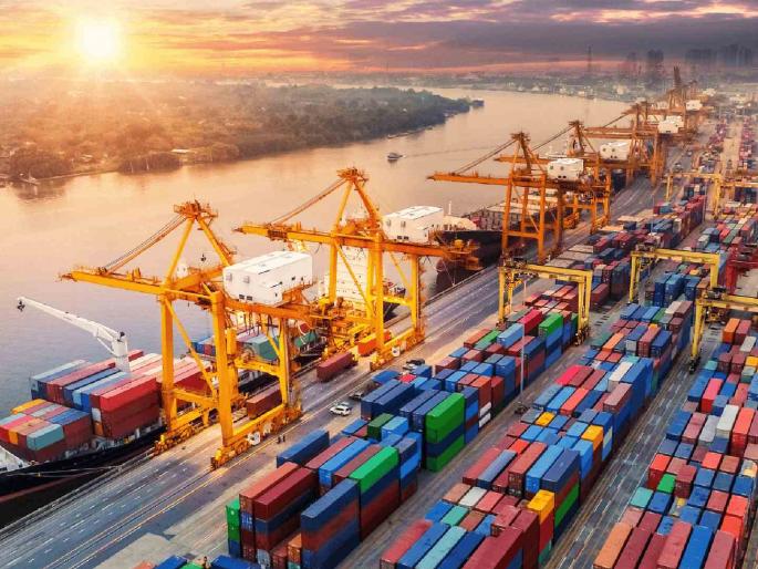 Bad weather hits ships Fear of loss of perishable goods | खराब हवामानाचा जहाजांना फटका; नाशवंत मालाचे नुकसान होण्याची भीती Bad weather hits ships Fear of loss of perishable goods | खराब हवामानाचा जहाजांना फटका; नाशवंत मालाचे नुकसान होण्याची भीती