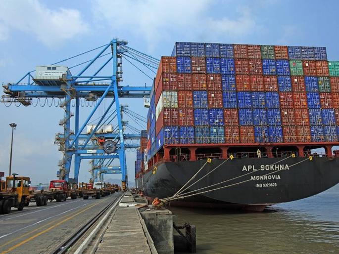 More than 100 Chinese containers were stranded at the JNPT port under the guise of investigation | तपासणीच्या नावाखाली १०० पेक्षा अधिक चिनी कंटेनर जेएनपीटी बंदरात अडकले More than 100 Chinese containers were stranded at the JNPT port under the guise of investigation | तपासणीच्या नावाखाली १०० पेक्षा अधिक चिनी कंटेनर जेएनपीटी बंदरात अडकले