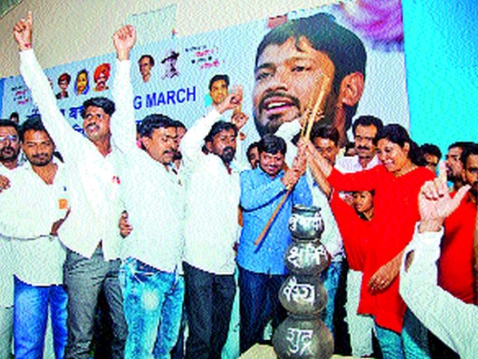 JayBhim-Lalasalam's need for secular politics against fanaticism | जयभीम-लालसलाम धर्मांधताविरोधी धर्मनिरपेक्ष राजकारणाची गरज JayBhim-Lalasalam's need for secular politics against fanaticism | जयभीम-लालसलाम धर्मांधताविरोधी धर्मनिरपेक्ष राजकारणाची गरज