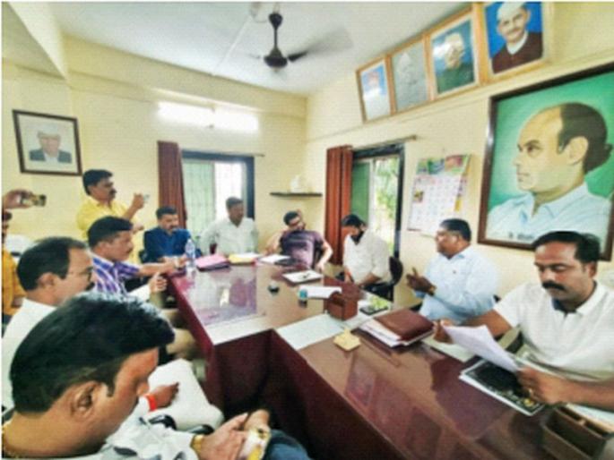 Tension over closure of Kashedi tunnel contractor's office | कशेडी बोगद्याच्या कंत्राटदाराच्या कार्यालयाचे टाळे काढल्याने तणाव Tension over closure of Kashedi tunnel contractor's office | कशेडी बोगद्याच्या कंत्राटदाराच्या कार्यालयाचे टाळे काढल्याने तणाव