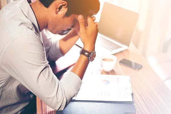 Corona's aftershock threatens 29 lakh jobs in Indian aviation | भारतीय हवाई वाहतूक क्षेत्रातील २९ लाख नोकऱ्या धोक्यात, कोरोनाचा आफ्टरशॉक Corona's aftershock threatens 29 lakh jobs in Indian aviation | भारतीय हवाई वाहतूक क्षेत्रातील २९ लाख नोकऱ्या धोक्यात, कोरोनाचा आफ्टरशॉक