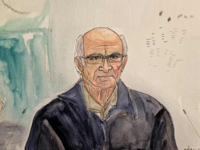 Doctor abused 300 children in 30 years! Unable to bear the stress, two children ended their lives | ३० वर्षांत डॉक्टरचे ३०० मुलांवर अत्याचार! तणाव सहन न झाल्याने दोन मुलांनी संपवलं जीवन Doctor abused 300 children in 30 years! Unable to bear the stress, two children ended their lives | ३० वर्षांत डॉक्टरचे ३०० मुलांवर अत्याचार! तणाव सहन न झाल्याने दोन मुलांनी संपवलं जीवन