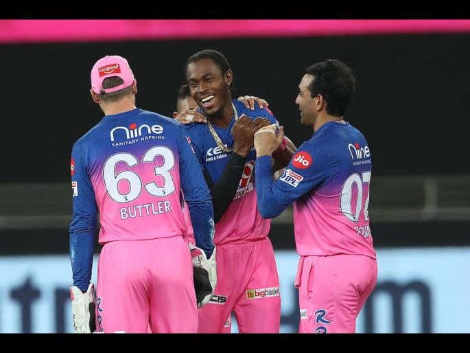 RR vs KKR Latest News : Shubman Gill (47), Eoin Morgan (34*) guide Kolkata Knight Riders to 174/6 against Rajasthan Royals in Dubai | RR vs KKR Latest News : जोफ्रा आर्चरचा टिच्चून मारा, तरीही KKRनं उभारला धावांचा डोलारा