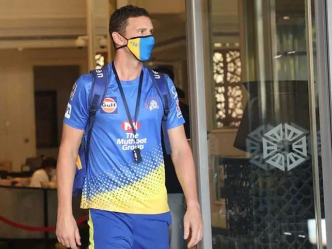 IPL 2021 : Josh Hazlewood pulls out of IPL 2021 with Chennai Super Kings due to bubble fatigue | IPL 2021 : बायो बबलला आणखी एक खेळाडू वैतागला, यावेळी महेंद्रसिंग धोनीच्या CSK ला फटका बसला    
