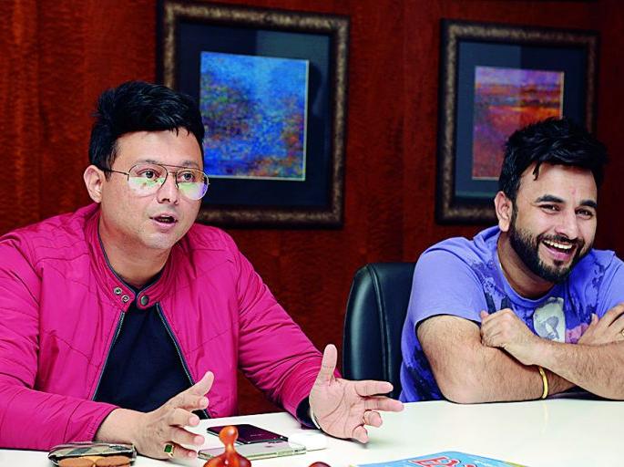 Swapnil and Shreyas visit the Nagpur Lokmat | स्वप्निल व श्रेयसची लोकमतला सदिच्छा भेट Swapnil and Shreyas visit the Nagpur Lokmat | स्वप्निल व श्रेयसची लोकमतला सदिच्छा भेट